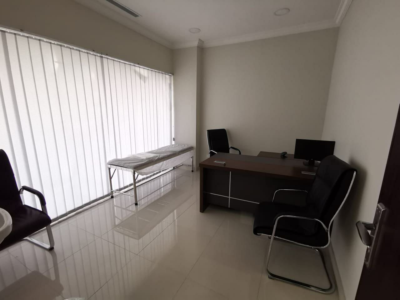 Al Kholood Polyclinic - Image 3